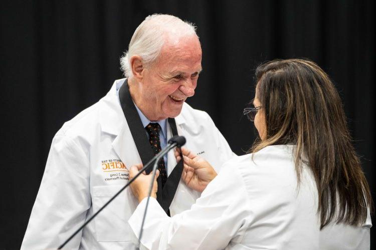 Alumnus Jack Schlegel at the Doctor of Pharmacy White Coat Ceremony